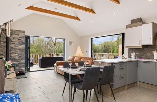 St. Florence Cottage | Elm Tree Cottage