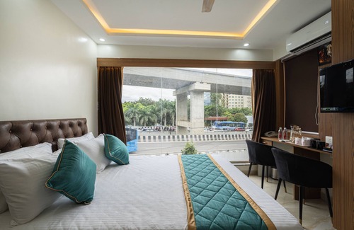 Bellandur Hotel | Elmas Suites - Bellandur