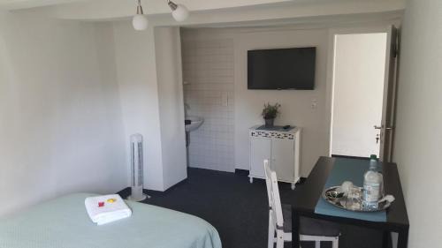 Euskirchen Hotel | em Dorfkrug