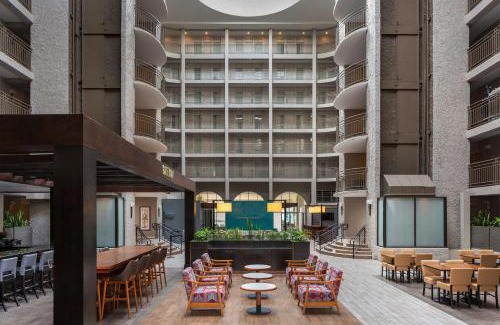 El Paso Hotel | Embassy Suites by Hilton El Paso