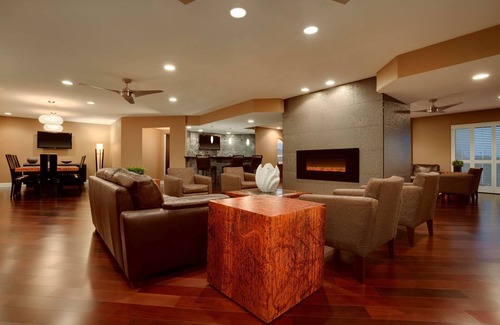 South Scottsdale Resort | Embassy Suites by Hilton Scottsdale Resort