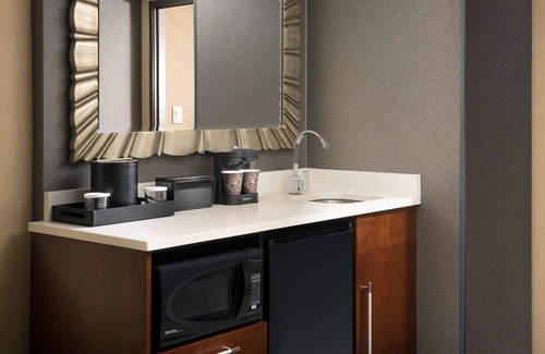 College Park Hotel | Embassy Suites by Hilton Atlanta Airport