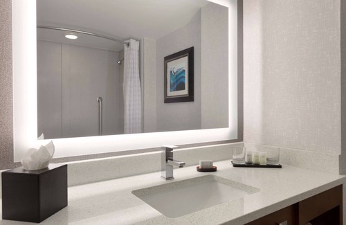 College Park Hotel | Embassy Suites by Hilton Atlanta Airport