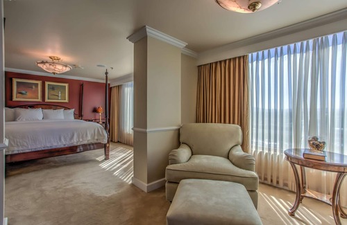 Las Vegas Hotel | Embassy Suites by Hilton Convention Center Las Vegas