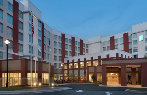 Charlotte Hotel | Embassy Suites Charlotte/Ayrsley