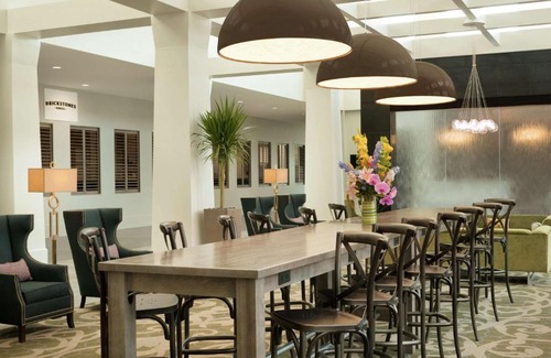 Charlotte Hotel | Embassy Suites Charlotte/Ayrsley