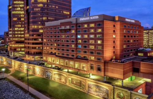 Covington Hotel | Embassy Suites Cincinnati - RiverCenter