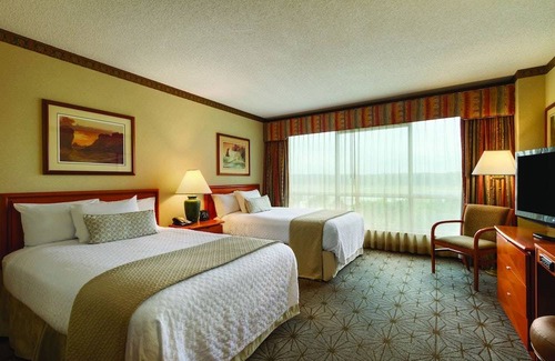 Portland Hotel | Embassy Suites by Hilton Portland Airport 2 Room Presidential Suite - 1 King Bed - Non-smoking
