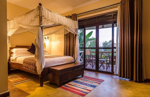 Mbarara Cabin | Emburara Farm Lodge