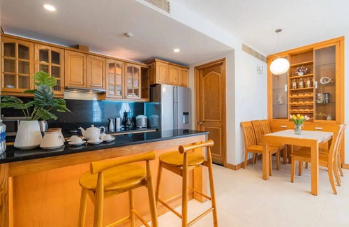 Phuong 6 Hotel | Emerald Pavillon Suites Saigon