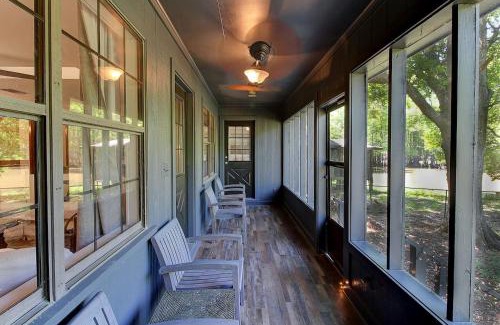 Shreveport House | Emerald Point Cabin