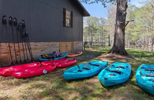 Shreveport House | Emerald Point Cabin