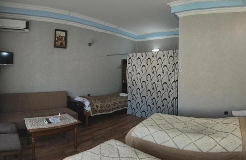 Azerbaijan Hotel | Emil Motel