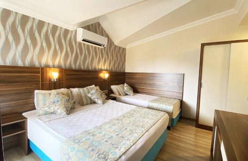 Kemer Hotel | Emily Rose Hotel