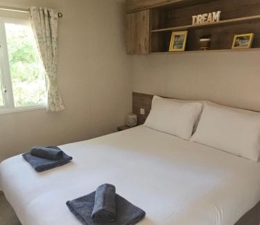 Looe House | Emma and Simon's hideaway Retreat