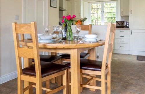 Winchcombe House | Emma Dent