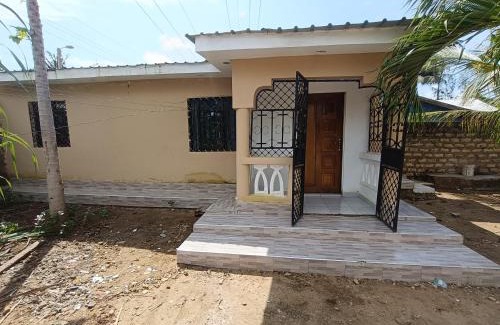 Ukunda Bed & Breakfast | Empire BnB