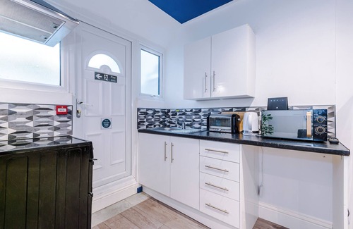 Fleetwood Apartment | Empire Fleetwood Apartments - Windsor Terrace
