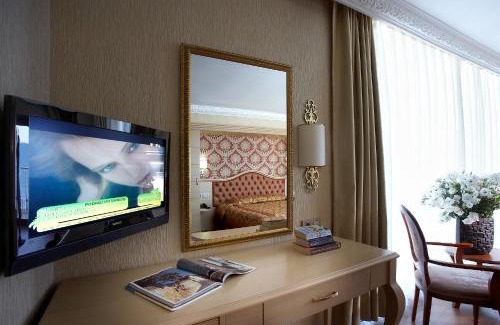Marmaris City Center Hotel | Emre Beach & Emre Hotel