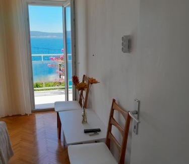 Jesenice Apartment | EmTo Sikirica 10