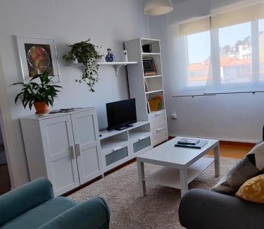 Aviles Apartment | En el Parque de las Meanas.