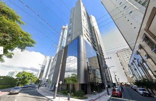Centro Apartment | Encantador! 3 Suítes, Vista, Finamente Mobiliado