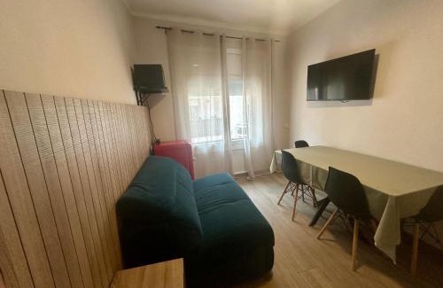 Blanes Apartment | Encantador Apartamento Céntrico en Fonda Can Setmanes by CozyCatalonia