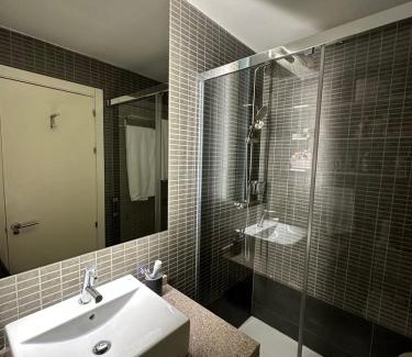 Imperial Apartment | Encanto y Elegancia en el Corazón de Madrid | By Airnest