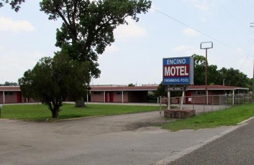 Pleasanton Hotel | Encino Motel