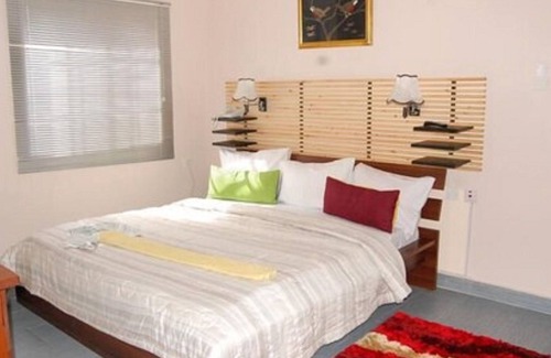 Oshodi-Isolo Hotel | Encore Lagos Hotels & Suites