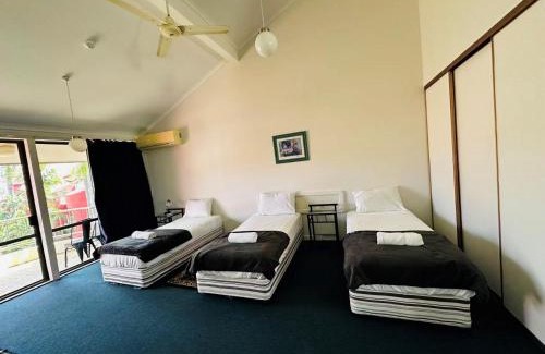 Surfers Paradise Apartment | Enderley Gardens Resort