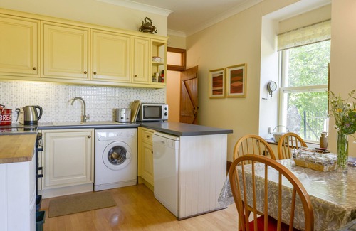 Heligan Cottage | ENGINE HOUSE, pet friendly, character holiday cottage in Bridford