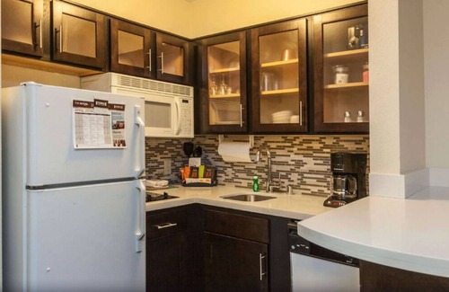 Acres Green House | Enjoy a Hassle-Free Stay! Pet-Friendly, w/ Pool, Near Park Meadows Mall