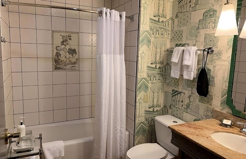 Downtown Portland Hotel | Enjoy a Stress-Free Stay! Short Drive to Tom McCall Waterfront Park