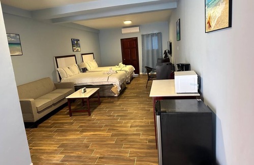 Caye Caulker Hotel | Enjoy Hotel