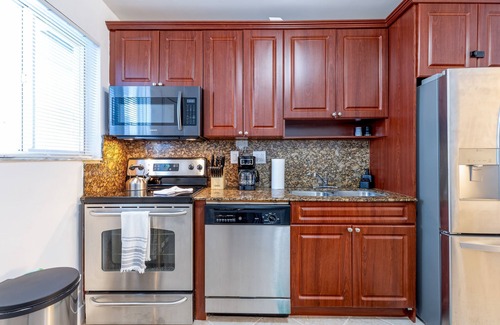 East Little Havana Apartment | Enjoy Miami Top Location Free Parking Book Now
