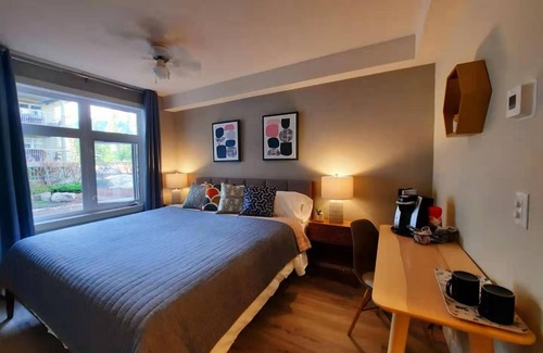 Cougar Creek Apartment | Enjoy Serenity & Relax in 1BR/BA w/Mountain View, 10 minutes drive to Banff