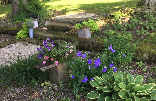 Deersville House | Enjoy Tappan Lake in 1860’s Victorian Home in quaint Deersville