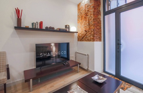 Malasana Apartment | Enjoy the center of Madrid! Sharing Co. 2 Bedroom Apartment