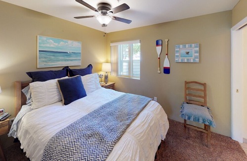 Kings Beach Condo | Enjoy the Lakeview! Complex centrally located in Kings Beach, right on the Lake!