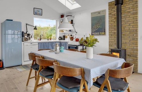 Assens House | Enjoy this beautiful cottage in rare and unique location with private access to the beach.