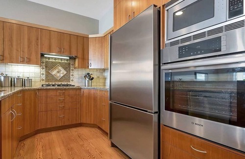Blaine Condo | Enjoy this three bedroom beachfront condo, stunning views, relax and rejuvenate