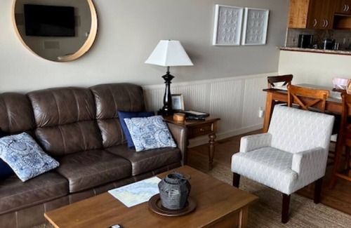 Blaine Condo | Enjoy this three bedroom beachfront condo, stunning views, relax and rejuvenate