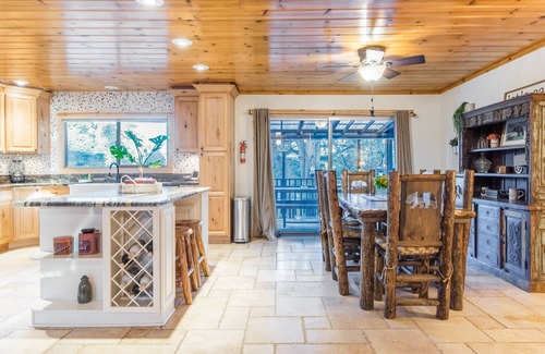 Big Bear Cabin | Entertainment Cabin ~ Lovely home with hot tub, game room, balcony, & firepit - dog friendly