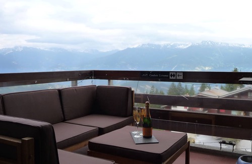 Anzere Apartment | Entire 2-level penthouse. Family-friendly getaway