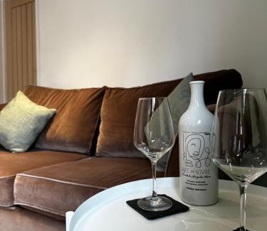 Colchester Apartment | Entire Apartment super king bed close to Town Centre