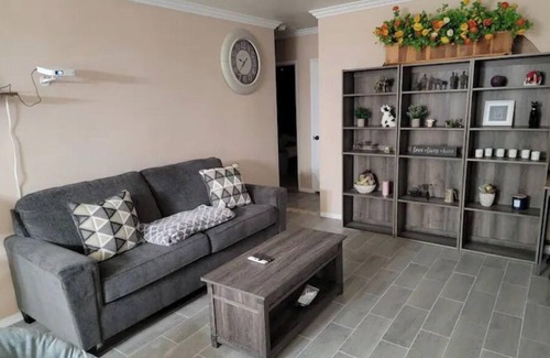 Lancaster House | Entire Clean 2 Bedrm/1 Full Bath/Kitchen/Laundry