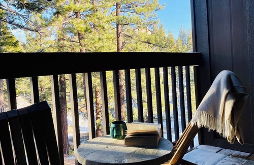 Tahoe Village Condo | Entire condo in Stateline, NV. next to heavenly ski resort!