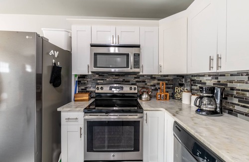 West End House | Entire Home Near City Attractions & Downtown