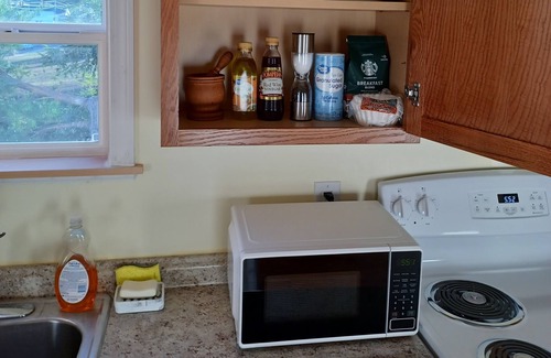 Ware House | Entire House 1-st Floor, 3beds & Weekly Specials